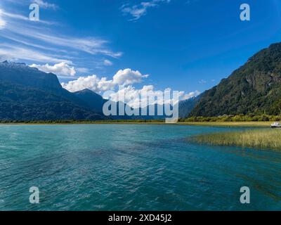 See Allerheiligen und Berge, Lago Todos Los Santos, Region Llanquihue, Chile Stockfoto