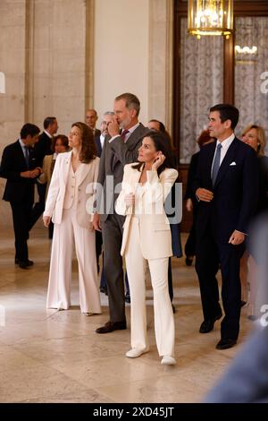 Madrid, Spanien. Juni 2024. König Felipe VI. Und Königin Letizia während der Eröffnung der Ausstellung „Felipe VI.: Ein Jahrzehnt in der Geschichte der spanischen Krone“ in Madrid 20. Juni 2024 Credit: CORDON PRESS/Alamy Live News Stockfoto