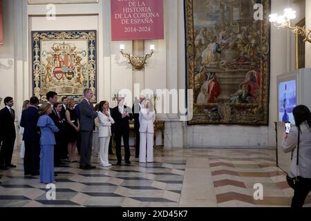 Madrid, Spanien. Juni 2024. König Felipe VI. Und Königin Letizia während der Eröffnung der Ausstellung „Felipe VI.: Ein Jahrzehnt in der Geschichte der spanischen Krone“ in Madrid 20. Juni 2024 Credit: CORDON PRESS/Alamy Live News Stockfoto