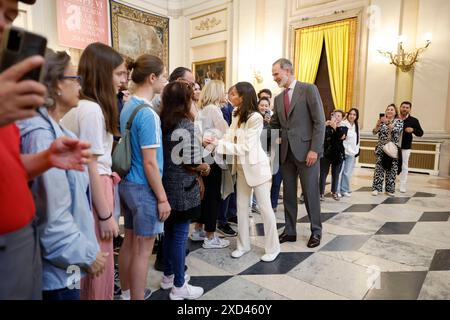 Madrid, Spanien. Juni 2024. König Felipe VI. Und Königin Letizia während der Eröffnung der Ausstellung „Felipe VI.: Ein Jahrzehnt in der Geschichte der spanischen Krone“ in Madrid 20. Juni 2024 Credit: CORDON PRESS/Alamy Live News Stockfoto