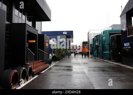 Barcelona, Spanien. Juni 2024. Fahrerlager-Atmosphäre. 20.06.2024. Formel-1-Weltmeisterschaft, Rd 10, Großer Preis Von Spanien, Barcelona, Spanien, Vorbereitungstag. Das Foto sollte lauten: XPB/Alamy Live News. Stockfoto