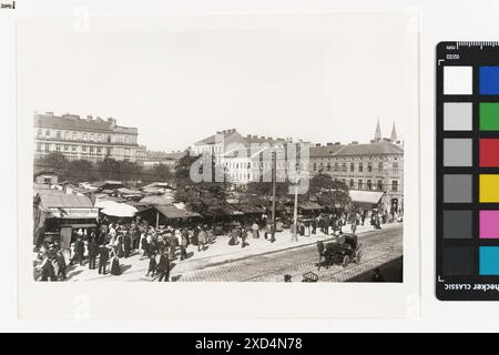 10., Viktor-Adler-Platz (ehem. Eugenplatz) - Viktor-Adler-Markt Unbekanntes Timtom, mit Menschen, Viktor-Adler-Platz um 1900 Stockfoto