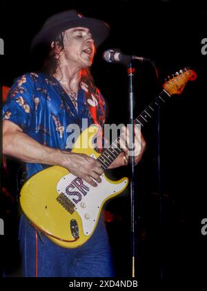 US-amerikanischer Blues/Rock-Gitarrist Steve Ray Vaughan im Konzert in London 1984 Stockfoto