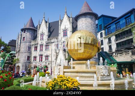 BA Na Hills, Vietnam - 7. Februar 2024: Französisches Dorf im Sunworld Ba Na Hills Resort, da Nang, Vietnam Stockfoto