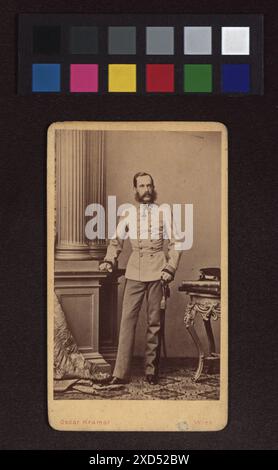 Porträt Kaiser Franz Joseph I. in Feldmarschall-Uniform, fotografiert von Oscar Kramer um 1865, zeigt den Kaiser in Militärkleidung als Herrscher und Herrscher. Stockfoto