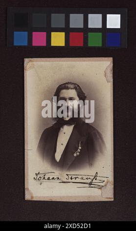 Porträt von Johann Strauss II., österreichischer Komponist und Kapellmeister, aufgenommen um 1870, mit einer formalen Darstellung des Musikers. Stockfoto