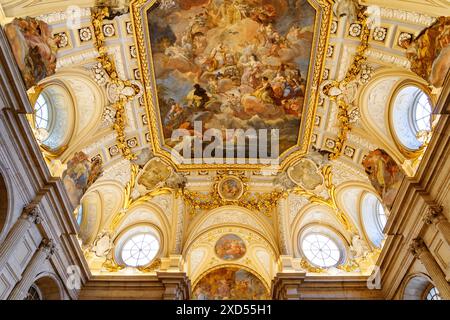 Madrid, Spanien - 18. August 2014: Das Fresko Corrado Giaquinto «Spanien huldigt der Religion und der Kirche». Stockfoto