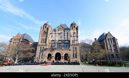 Fassade des Queen's Park Regierungsgebäudes, Toronto, Kanada Stockfoto
