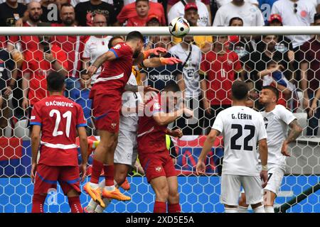 München, Deutschland. Juni 2024. München, 20. Juni 2024: Jan Oblak aus Slowenien (C) während des Fußballspiels der UEFA Euro 2024 zwischen Slowenien und Serbien in der Münchener Fußballarena. (Natasa Kupljenik/SPP) Credit: SPP Sport Press Photo. /Alamy Live News Stockfoto