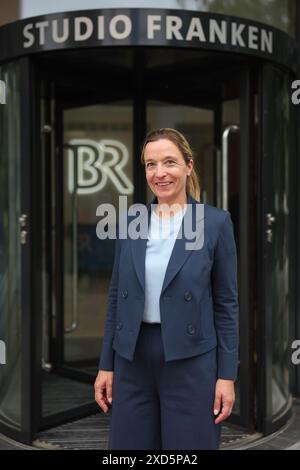 Nürnberg, Deutschland. Juni 2024. Anja Miller, zuvor Leiterin des ARD-Studios in Rom, wird ab 1. Oktober 2024 die Leitung des Bayerischen Rundfunks Franken übernehmen. Darlegung: Daniel Löb/dpa/Alamy Live News Stockfoto