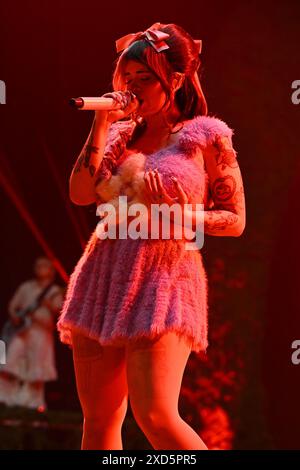 Sunrise, FL, USA. Juni 2024. Melanie Martinez tritt während der Trilogy Tour im Amerant Bank Area am 19. Juni 2024 in Sunrise, Florida auf. Quelle: Mpi04/Media Punch/Alamy Live News Stockfoto