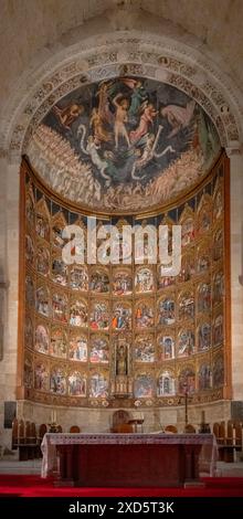 Spanien, Kastilien und Leon, Salamanca, alte Kathedrale oder Kathedrale von Santa María, Hauptkapelle mit dem glühend verzierten Altarbild der Delli-Brüder Nicolo und dello. Stockfoto