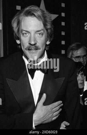 Donald Sutherland ist verstorben. Donald Sutherland um 1980 Kredit: Ralph Dominguez/MediaPunch Stockfoto