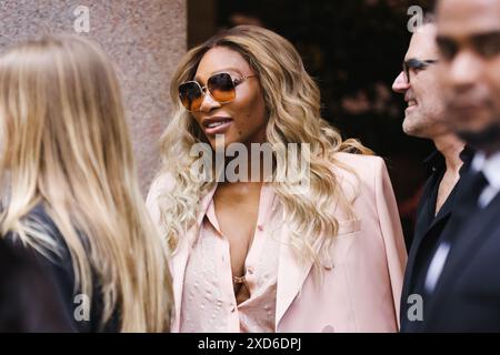 Mailand, Italien. Juni 2024. Serena Williams wird während der Mailand Men's Fashion Week Frühjahr/Sommer 2025 am 17. Juni 2024 in Mailand gesehen (Foto: Alessandro Bremec/NurPhoto). Quelle: NurPhoto SRL/Alamy Live News Stockfoto