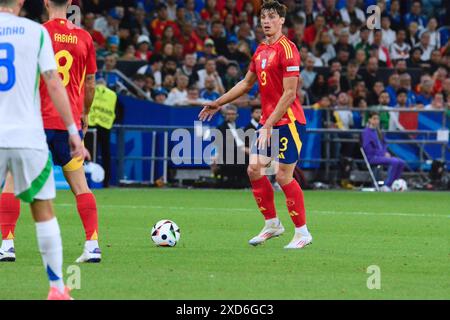 Robin Le Normand (Spanien) in Aktion während der UEFA Euro 2024 - Spanien gegen Italien, UEFA-Fußball-Europameisterschaft in Gelsenkirchen, Deutschland, 20. Juni 2024 Stockfoto