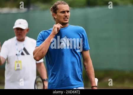 Halle Westf, Westfalen, Deutschland. Juni 2024. Alexander Zverev (GER) im Jahr 31. TERRA WORTMANN OPEN, ATP500 - Herren Tennis (Bild: © Mathias Schulz/ZUMA Press Wire) NUR REDAKTIONELLE VERWENDUNG! Nicht für kommerzielle ZWECKE! Stockfoto