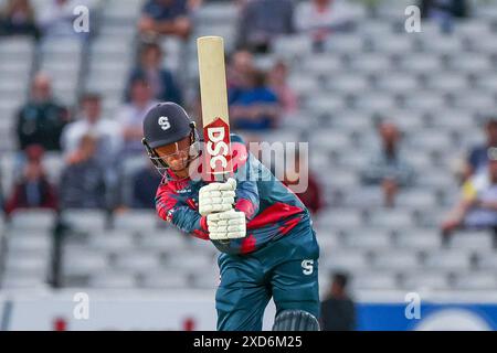 Birmingham, Großbritannien. Juni 2024. Raphael Weatherall während des Vitality T20 Blast Matches zwischen Birmingham Bears und Northamptonshire Steelbacks am 20. Juni 2024 im Edgbaston Cricket Ground, Birmingham, England. Foto von Stuart Leggett. Nur redaktionelle Verwendung, Lizenz für kommerzielle Nutzung erforderlich. Keine Verwendung bei Wetten, Spielen oder Publikationen eines einzelnen Clubs/einer Liga/eines Spielers. Quelle: UK Sports Pics Ltd/Alamy Live News Stockfoto