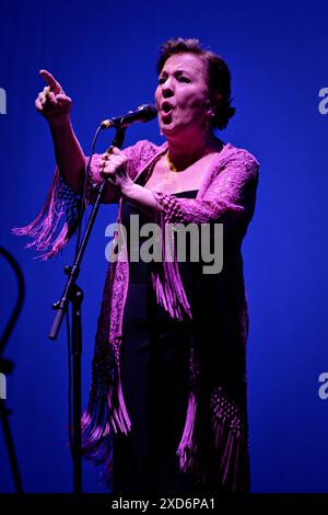 Albeniz Theater, Madrid, Spanien. Juni 2024. Universal Music Festival 2024. Live-Konzert der Flamenco-Sängerin Carmen Linares. Quelle: EnriquePSans/Alamy Live News Stockfoto