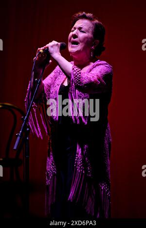 Albeniz Theater, Madrid, Spanien. Juni 2024. Universal Music Festival 2024. Live-Konzert der Flamenco-Sängerin Carmen Linares. Quelle: EnriquePSans/Alamy Live News Stockfoto