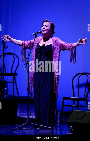 Albeniz Theater, Madrid, Spanien. Juni 2024. Universal Music Festival 2024. Live-Konzert der Flamenco-Sängerin Carmen Linares. Quelle: EnriquePSans/Alamy Live News Stockfoto