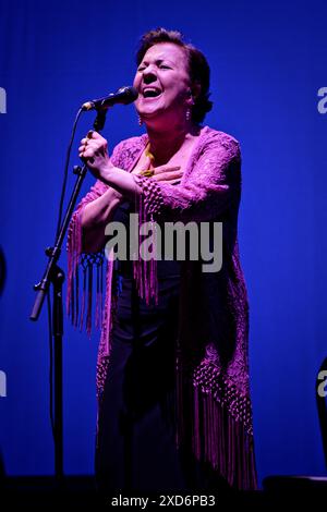 Albeniz Theater, Madrid, Spanien. Juni 2024. Universal Music Festival 2024. Live-Konzert der Flamenco-Sängerin Carmen Linares. Quelle: EnriquePSans/Alamy Live News Stockfoto