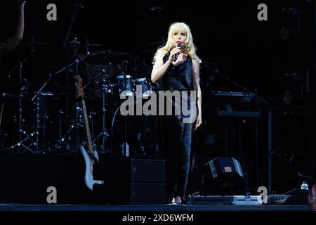 Hampton, London, Großbritannien. Donnerstag, 20. Juni 2024. Der britische Sänger Paloma Faith tritt beim Hampton Court Palace Festival auf. Quelle: Katie Collins/EMPICS/Alamy Live News Stockfoto