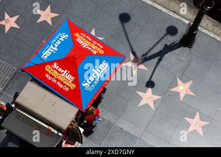 Starline Tours am Hollywood Boulevard, Starline ist die ursprüngliche Hollywood Celebrity Homes Tour seit 1935 Stockfoto