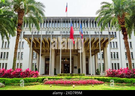 Taipeh, Taiwan - 23. April 2019: Malerischer Blick auf die Fassade und den Haupteingang des Außenministeriums. Stockfoto