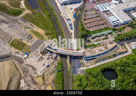 Luftbild, Gewerbegebiet Westfalenhütte, Brückenbaustelle mit Neubau der Straßenüberführung Hildastraße über Bahngleise zur Nordstadt, Haupterschließun Stockfoto