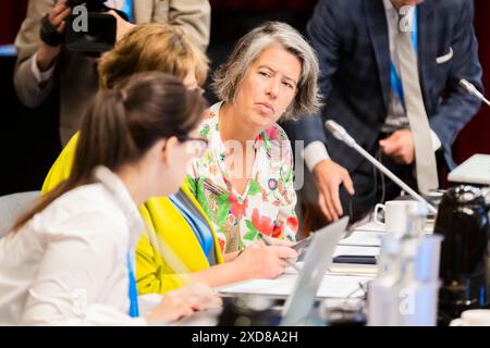 Potsdam, Deutschland. Juni 2024. Tamara Zieschang (CDU), Innenministerin von Sachsen-Anhalt, spricht zu Beginn der Arbeitssitzung am letzten Tag der Frühjahrstagung der Innenminister und Innensenatoren im Hotel Dorint. Quelle: Christoph Soeder/dpa/Alamy Live News Stockfoto