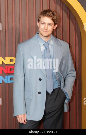 NY, USA. Juni 2024. MOMA, New York, USA, 20. Juni 2024: Joe Alwyn bei der Premiere der Art of Freundlichkeit am 20. Juni 2024 in New York City. Foto: Giada Papini Rampelotto/EuropaNewswire. Nur Redaktionelle Verwendung. Nicht für kommerzielle ZWECKE! (Kreditbild: © Luiz Rampelotto/ZUMA Press Wire) NUR REDAKTIONELLE VERWENDUNG! Nicht für kommerzielle ZWECKE! Stockfoto