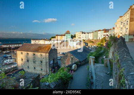 Sommersonnenuntergang in Tenby, Pembrokeshire, Wales. Stockfoto