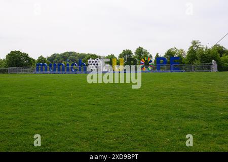 München, Deutschland - 1. Mai 2024: UEFA EURO 2024 im Olympia-Park Stockfoto