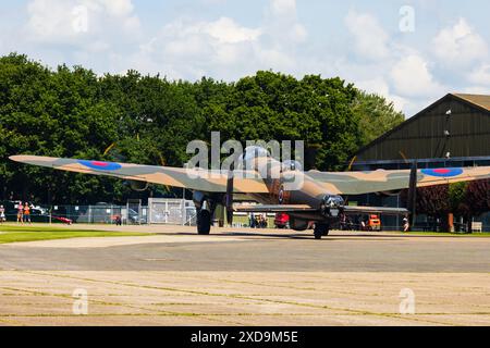 Royal Air Force Avro Lancaster Mk7, Just Jane, NX611 im RAF East Kirkby Aviation Centre. Lincolnshire, England Stockfoto