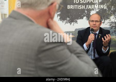 Am 19. Juni 2024 sprach Tom Bradshaw, Präsident der National Farmers Union, bei der Lincolnshire Show 2024 Stockfoto