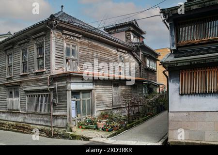Traditionelles Holzhaus in Kanazawa, Japan Stockfoto