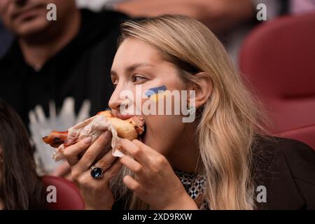 Düsseldorf, Deutschland. Juni 2024. Fans der Slowakei während des Fußball-Europameisterspiels 2024 zwischen der Slowakei und der Ukraine im Esprit Arena Stadion in Düsseldorf - freitag, den 21. Juni 2024. Sport - Fußball . (Foto: Fabio Ferrari/LaPresse) Credit: LaPresse/Alamy Live News Stockfoto