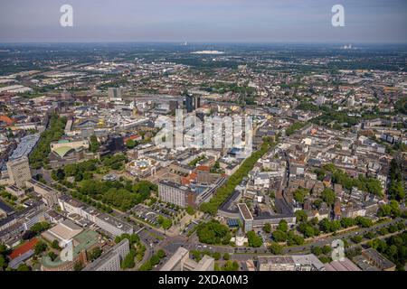 Luftansicht, Stadt, Übersicht Stadtzentrum mit Wallring und Innenstadt Geschäftsgebäude, Reinoldikirche, schwarzer RWE-Turm am Hauptbahnhof, Schauspie Stockfoto