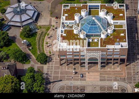 Luftaufnahme, Rathaus und Friedensplatz am Stadtgarten, Rundbau U-Bahn-Station, Stadt, Dortmund, Ruhrgebiet, Nordrhein-Westfalen, Deutschland, Ae Stockfoto