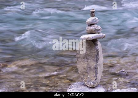 Cairn, Oybach in Oytal, bei Oberstdorf, Allgaeu, Bayern, Deutschland Stockfoto