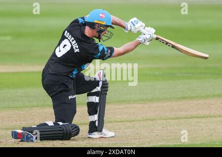 Worcester, Großbritannien. Juni 2024. Gareth Roderick im Spiel von Vitality T20 Blast zwischen Worcestershire Rapids und Birmingham Bears in New Road, Worcester, Großbritannien am 21. Juni 2024. Foto von Stuart Leggett. Nur redaktionelle Verwendung, Lizenz für kommerzielle Nutzung erforderlich. Keine Verwendung bei Wetten, Spielen oder Publikationen eines einzelnen Clubs/einer Liga/eines Spielers. Quelle: UK Sports Pics Ltd/Alamy Live News Stockfoto