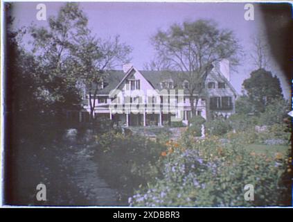 Gelände und Residenz des Myron C. Taylor Anwesens, Locust Valley, Long Island, New York. Genthe Fotosammlung. Stockfoto