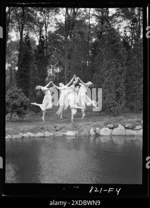 Marion Morgan Tänzerinnen. Genthe Fotosammlung. Stockfoto