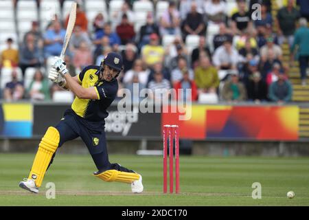 Ben Dwarshuis von Durham in Batting-Action während des Vitality T20 Blast-Spiels zwischen Durham und Yorkshire Vikings im Seat Unique Riverside, Chester le Street am Freitag, den 21. Juni 2024. (Foto: Robert Smith | MI News) Credit: MI News & Sport /Alamy Live News Stockfoto