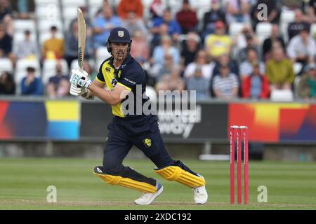 Ben Dwarshuis von Durham in Batting-Action während des Vitality T20 Blast-Spiels zwischen Durham und Yorkshire Vikings im Seat Unique Riverside, Chester le Street am Freitag, den 21. Juni 2024. (Foto: Robert Smith | MI News) Credit: MI News & Sport /Alamy Live News Stockfoto