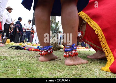 INTI RAYMI QUITO QUITO, Freitag, 21. Juni 2024 Zeremonie des Beginns der Inty Raymi, in Ecuador, von Universitäten und mehreren sozialen Gruppen, im Park der Ãrbolito, nördlich Zentrum der Hauptstadt Fotos Quito Pichincha Ecuado ACE INTI RAYMI QUITO 5c967c42cb2ed0b970581fc8643c6fe6 Copyright: XENRIQUEZx Stockfoto