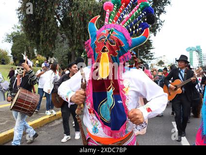 INTI RAYMI QUITO QUITO, Freitag, 21. Juni 2024 Zeremonie des Beginns der Inty Raymi, in Ecuador, von Universitäten und mehreren sozialen Gruppen, im Park der Ãrbolito, nördliches Zentrum der Hauptstadt Fotos Quito Pichincha Ecuado ACE INTI RAYMI QUITO 08ced88708d5a262e10fbc3b15cb6bfe Copyright: XENRIQUEZx Stockfoto