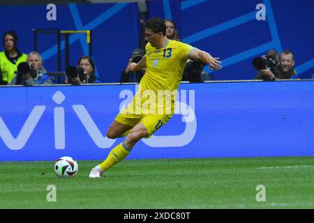 Foot: The Ukrainian Star Psg Couldn'T Resist: Illia Zabarnyi. - zqu9w7j