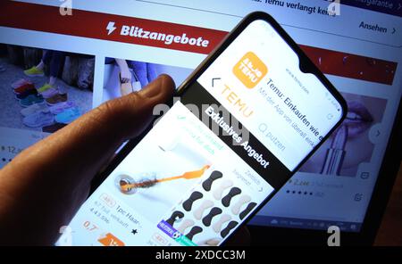 Auf einem Laptop wurde die Website des Online-Marktplatzes Temu abgerufen. Osdorf Hamburg *** die Website des Online-Marktplatzes Temu wurde über einen Laptop Osdorf Hamburg aufgerufen Stockfoto