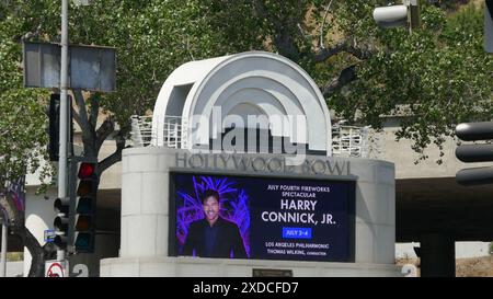 Los Angeles, Kalifornien, USA 20. Juni 2024 4. Juli spektakulär mit Harry Connick Jr. Hollywood Bowl konzertiert Marquee am 20. Juni 2024 in Los Angeles, Kalifornien, USA. Foto: Barry King/Alamy Stock Photo Stockfoto